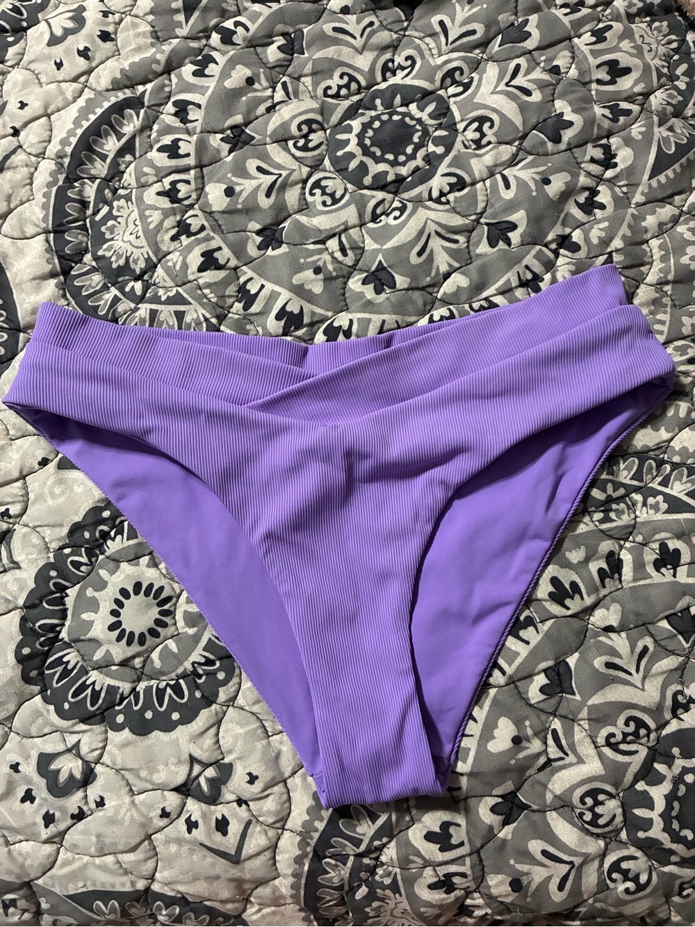 Vetchy Ribbed Vista Lilac Bikini Bottom